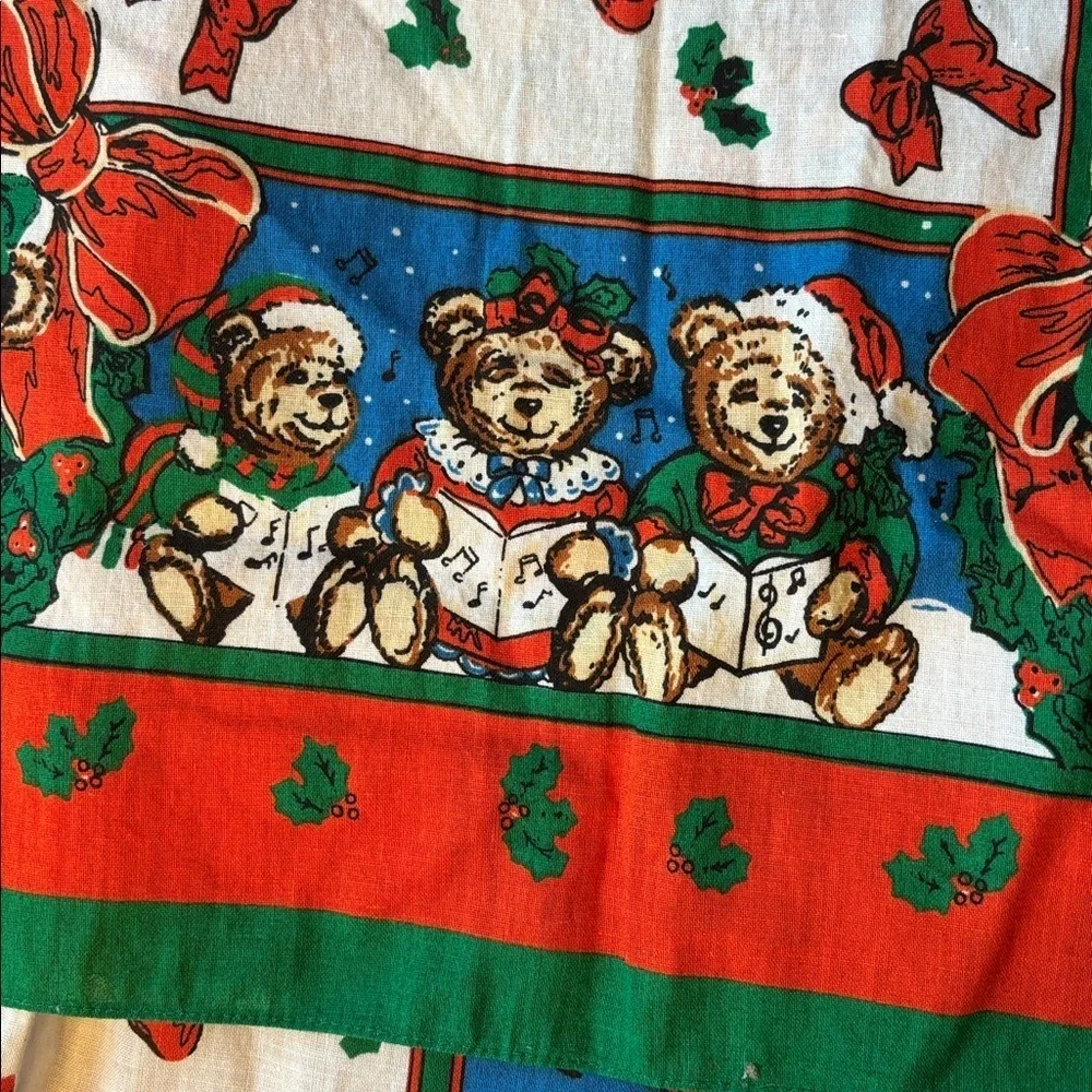Vintage Christmas Bandanas Set of Two Red Green 90s Scarves